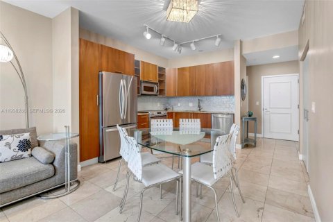 Купить кондоминиум в Халландейл-Бич, Флорида 1 спальня, 81.29м2, № 2053564 - фото 7