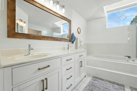 Купить виллу или дом в Дейтона-Бич, Флорида 7 комнат, 170.48м2, № 1915162 - фото 22