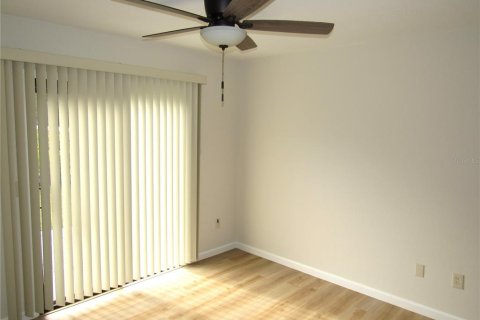 House in Port Charlotte, Florida 2 bedrooms, 79.15 sq.m. № 2118197 - photo 13