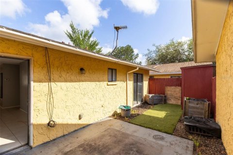 Condominio en venta en Winter Springs, Florida, 2 dormitorios, 87.79 m2 № 2233672 - foto 16