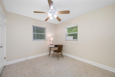 House in Saint Petersburg, Florida 3 bedrooms, 88.44 sq.m. № 1652593 - photo 25