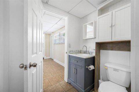 House in Saint Petersburg, Florida 3 bedrooms, 88.44 sq.m. № 1652593 - photo 30