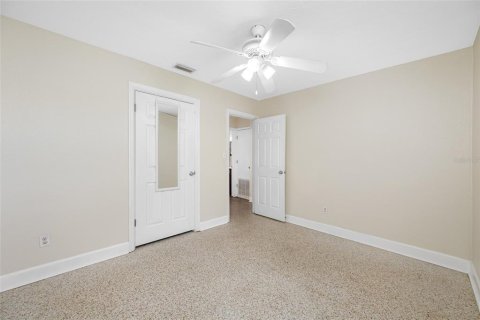 House in Saint Petersburg, Florida 3 bedrooms, 88.44 sq.m. № 1652593 - photo 26