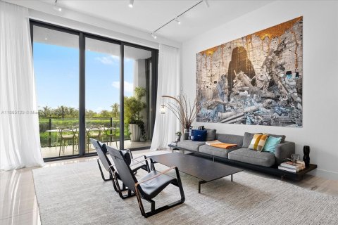 Condo in Miami, Florida, 2 bedrooms  № 1429676 - photo 2