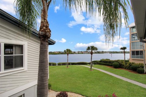 Copropriété à louer à Sarasota, Floride: 2 chambres, 118.91 m2 № 958019 - photo 3