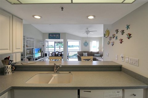 Copropriété à louer à Sarasota, Floride: 2 chambres, 118.91 m2 № 958019 - photo 10