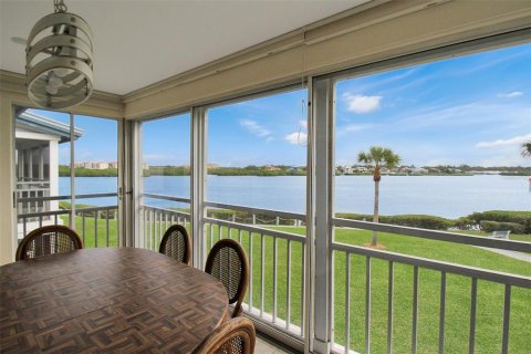 Copropriété à louer à Sarasota, Floride: 2 chambres, 118.91 m2 № 958019 - photo 16