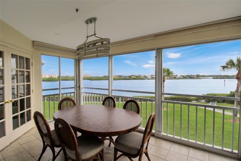 Copropriété à louer à Sarasota, Floride: 2 chambres, 118.91 m2 № 958019 - photo 15