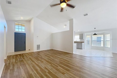 House in Davenport, Florida 3 bedrooms, 146.97 sq.m. № 1894503 - photo 4