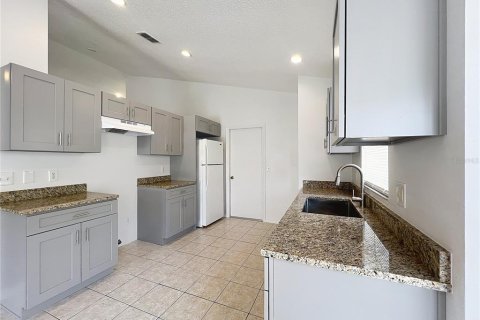 Casa en alquiler en Davenport, Florida, 3 dormitorios, 146.97 m2 № 1894503 - foto 5