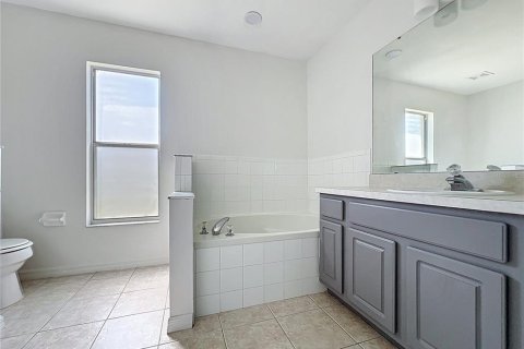House in Davenport, Florida 3 bedrooms, 146.97 sq.m. № 1894503 - photo 10