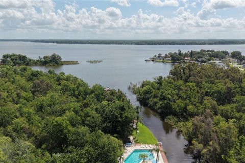 Condo in Palm Harbor, Florida, 2 bedrooms № 2112473 - photo 21