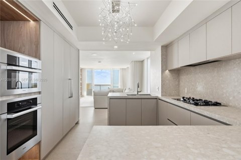 Copropriété à louer à Sunny Isles Beach, Floride: 4 chambres, 254.18 m2 № 2384999 - photo 21