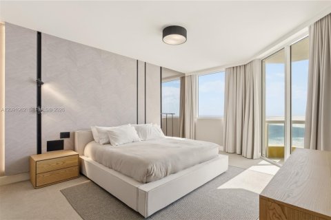 Copropriété à louer à Sunny Isles Beach, Floride: 4 chambres, 254.18 m2 № 2384999 - photo 16