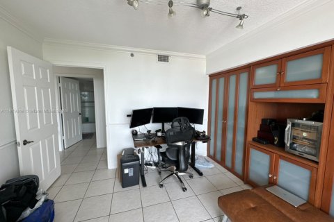 Copropriété à vendre à Miami, Floride: 2 chambres, 95.69 m2 № 1924406 - photo 10