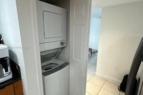 Купить кондоминиум в Майами, Флорида 2 спальни, 95.69м2, № 1924406 - фото 6