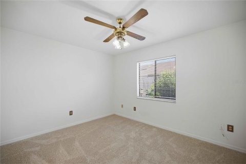 Villa ou maison à vendre à Belleview, Floride: 2 chambres, 86.21 m2 № 2210501 - photo 12