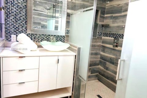 Villa ou maison à vendre à Homestead, Floride: 4 chambres, 205.78 m2 № 2057316 - photo 19