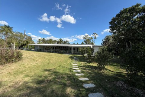 Villa ou maison à vendre à Homestead, Floride: 4 chambres, 205.78 m2 № 2057316 - photo 25