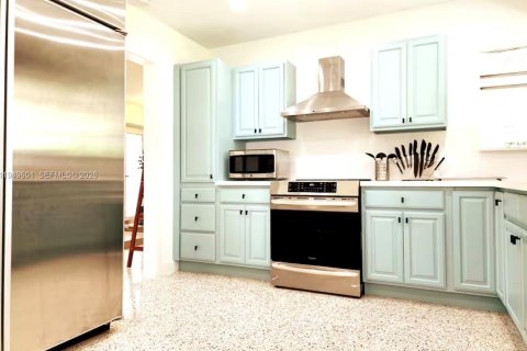 Villa ou maison à vendre à Homestead, Floride: 4 chambres, 205.78 m2 № 2057316 - photo 8