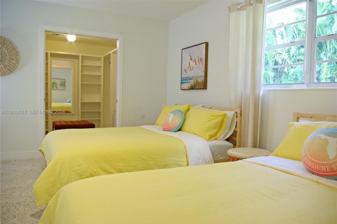 Villa ou maison à vendre à Homestead, Floride: 4 chambres, 205.78 m2 № 2057316 - photo 14