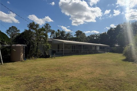 Villa ou maison à vendre à Homestead, Floride: 4 chambres, 205.78 m2 № 2057316 - photo 27