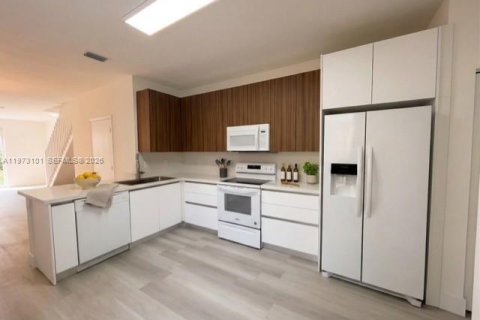 Touwnhouse à louer à Weston, Floride: 3 chambres, 164.62 m2 № 2041936 - photo 5