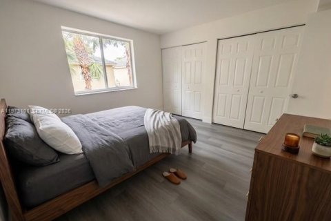 Touwnhouse à louer à Weston, Floride: 3 chambres, 164.62 m2 № 2041936 - photo 17