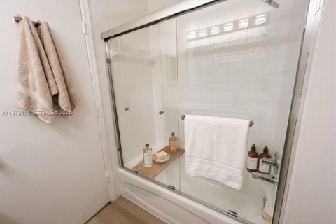 Touwnhouse à louer à Weston, Floride: 3 chambres, 164.62 m2 № 2041936 - photo 25