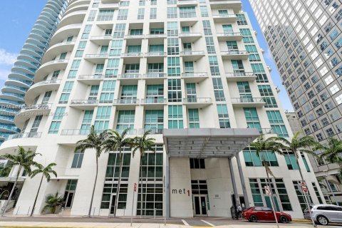 Copropriété à vendre à Miami, Floride: 1 chambre, 73.39 m2 № 1888771 - photo 1
