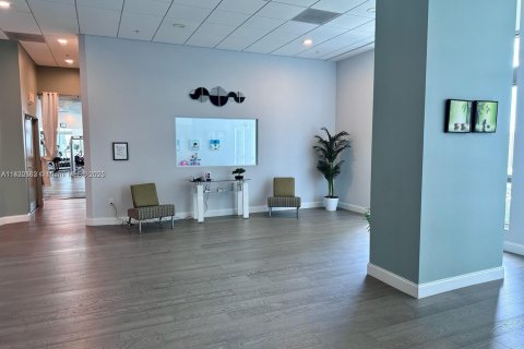 Copropriété à vendre à Miami, Floride: 1 chambre, 73.39 m2 № 1888771 - photo 26