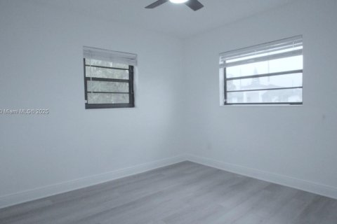 Villa ou maison à louer à Homestead, Floride: 3 chambres, 95.88 m2 № 1942253 - photo 12
