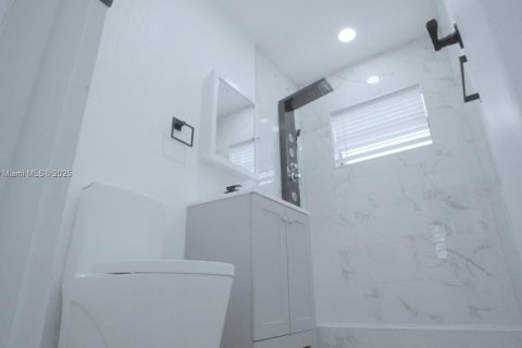 House in Homestead, Florida 3 bedrooms, 95.88 sq.m. № 1942253 - photo 15