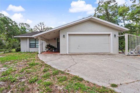 Casa en Dunnellon, Florida 3 dormitorios, 212.56 m2 № 2122824
