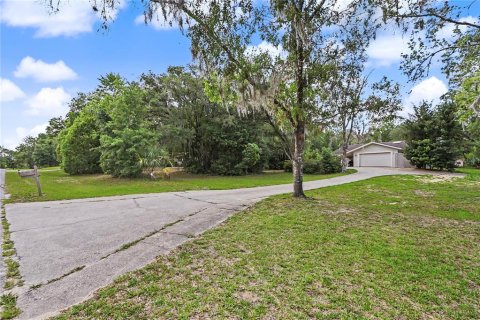Villa ou maison à vendre à Dunnellon, Floride: 3 chambres, 212.56 m2 № 2122824 - photo 2