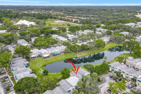 Townhouse in Cooper City, Florida 3 bedrooms, 135.54 sq.m. № 1887168 - photo 5