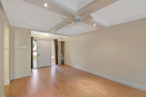 Townhouse in Cooper City, Florida 3 bedrooms, 135.54 sq.m. № 1887168 - photo 22