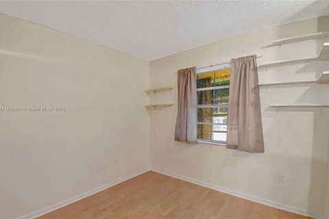 Townhouse in Cooper City, Florida 3 bedrooms, 135.54 sq.m. № 1887168 - photo 30