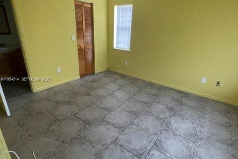 Condo in Miami, Florida, 2 bedrooms № 2153658 - photo 10