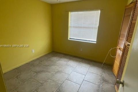 Condo in Miami, Florida, 2 bedrooms № 2153658 - photo 5