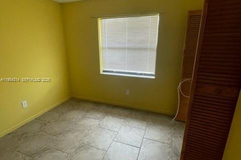 Condo in Miami, Florida, 2 bedrooms № 2153658 - photo 6
