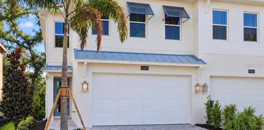 Touwnhouse à Palm Harbor, Floride 3 chambres, 201.78 m2 № 2431649