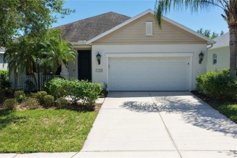 House in Sarasota, Florida 3 bedrooms, 162.02 sq.m. № 2230160 - photo 2