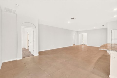 House in Ocala, Florida 3 bedrooms, 171.96 sq.m. № 2393915 - photo 12