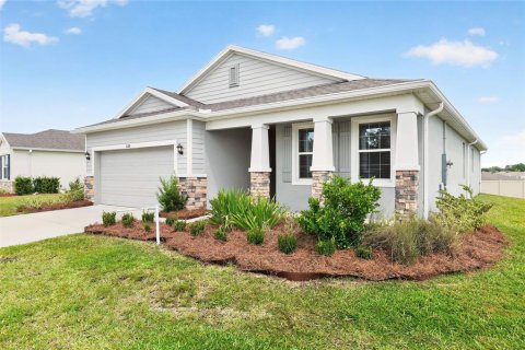 House in Ocala, Florida 3 bedrooms, 171.96 sq.m. № 2393915