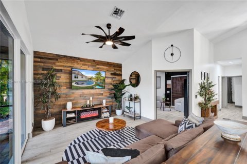 Купить виллу или дом в Паркленд, Флорида 3 спальни, 154.31м2, № 1955981 - фото 21