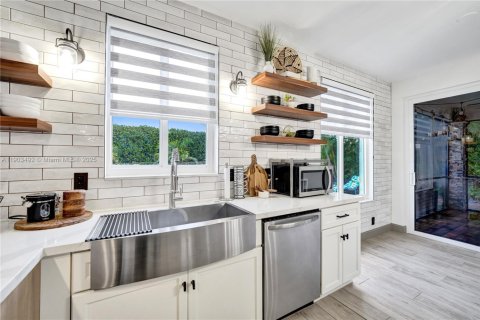 Купить виллу или дом в Паркленд, Флорида 3 спальни, 154.31м2, № 1955981 - фото 12