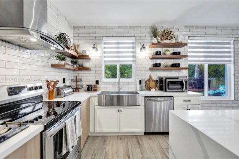 Купить виллу или дом в Паркленд, Флорида 3 спальни, 154.31м2, № 1955981 - фото 9