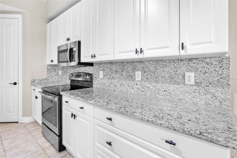 Condo in Punta Gorda, Florida, 2 bedrooms  № 2102964 - photo 6