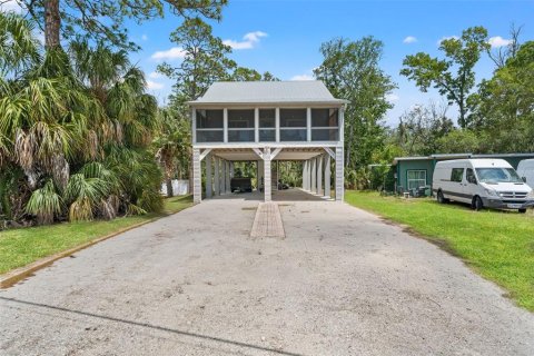 Casa en venta en Spring Hill, Florida, 2 dormitorios, 142.7 m2 № 2223575 - foto 2
